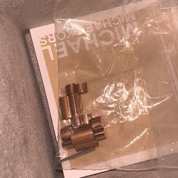 Michael Kors Watch - Picture 6 of 6